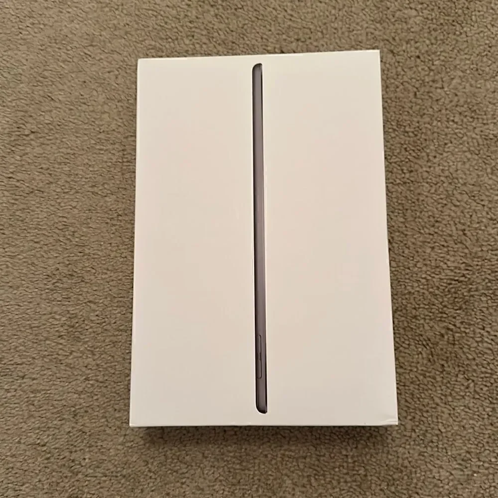 IPad mini  BOX. New.